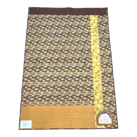 Handmade Quilt Thank You Thailand Signed Hmong Handmade Man Holding World 52x36 - Picture 7 of 7